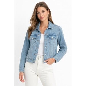 GAP Women Light Wash Denim Trucker Jacket Size M Made in Vietnam